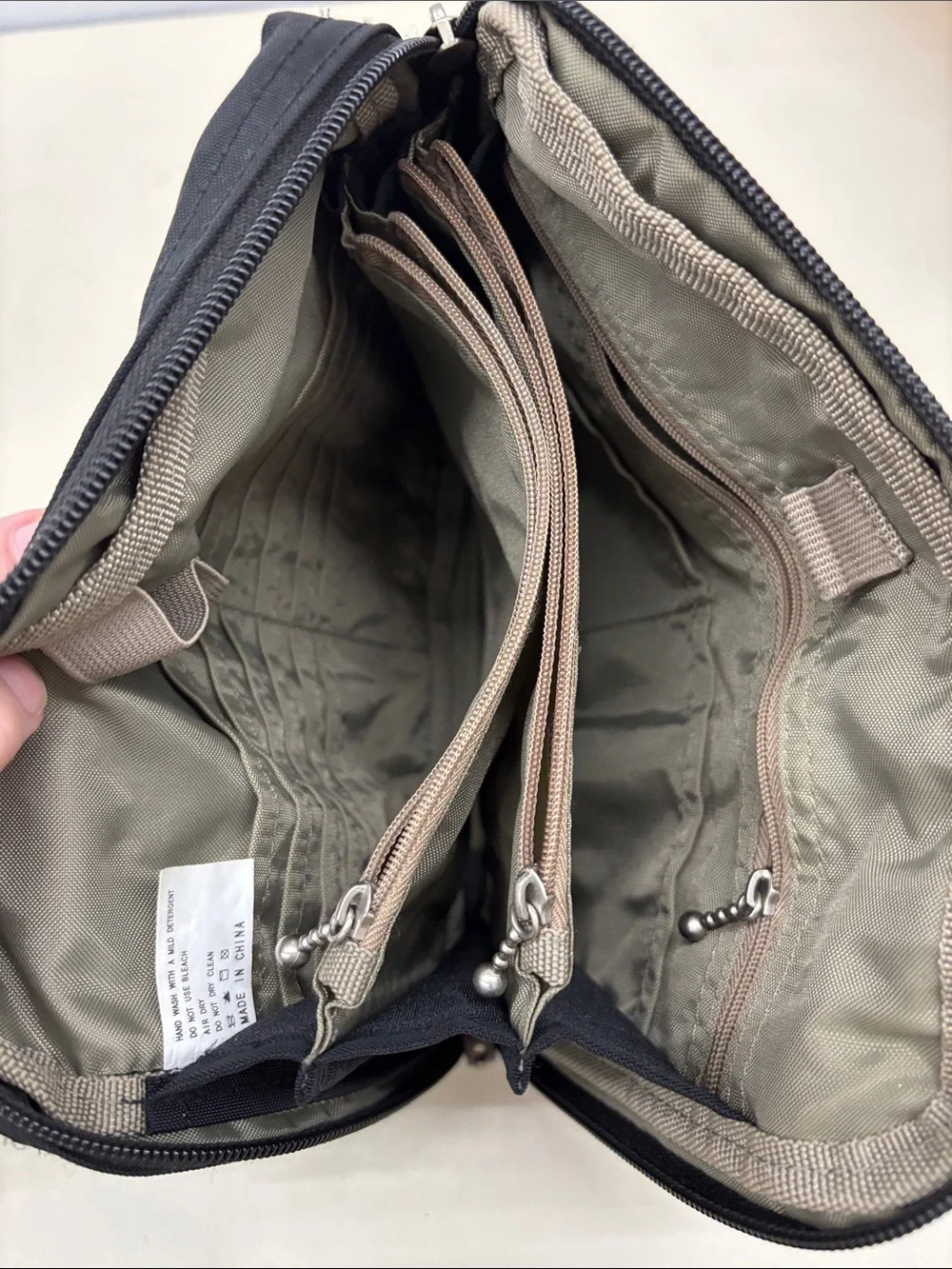 Baggallini Black Messenger Crossbody Bag